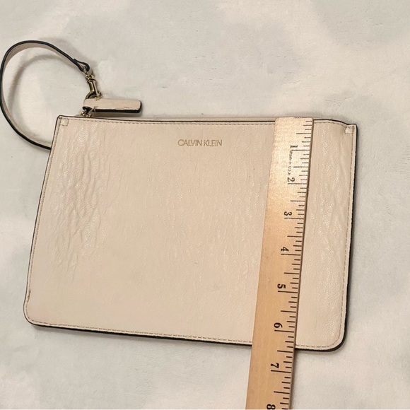 Calvin Klein Off-White/ Cream Wristlet Clutch - Picture 4 of 6